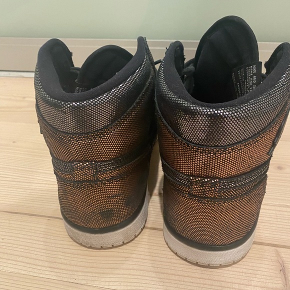 Nike Air Jordan’s in Black and Rose Gold - Picture 6 of 9